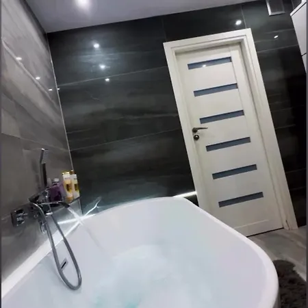 Przestronny Wysoki Standard Apartment *