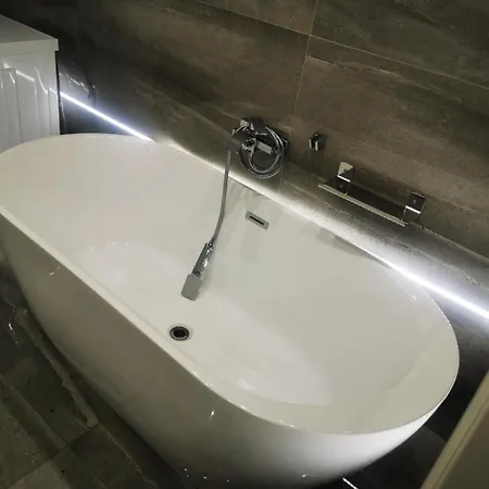 Przestronny Wysoki Standard *