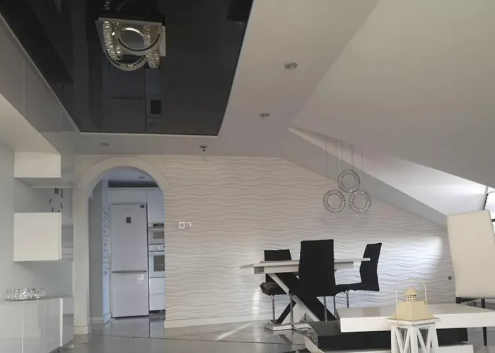 Apartamento Przestronny Wysoki Standard *